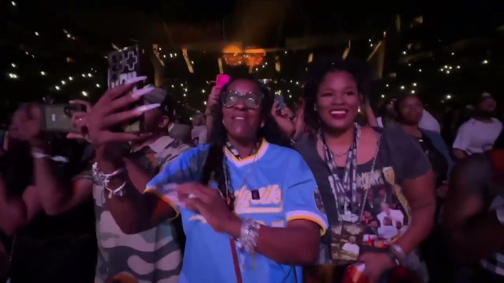 Break ‘em Off something/ Master P No Limit/Cash Money Tour HOUSTON TEXAS